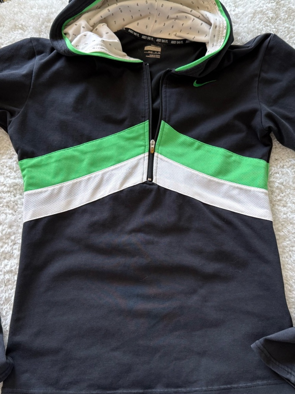 Nike Black, Green & White Half-Zip Pullover